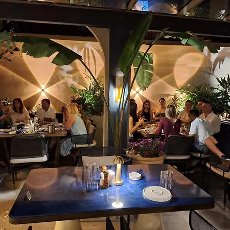 The Port Of Kyrenia ホテル