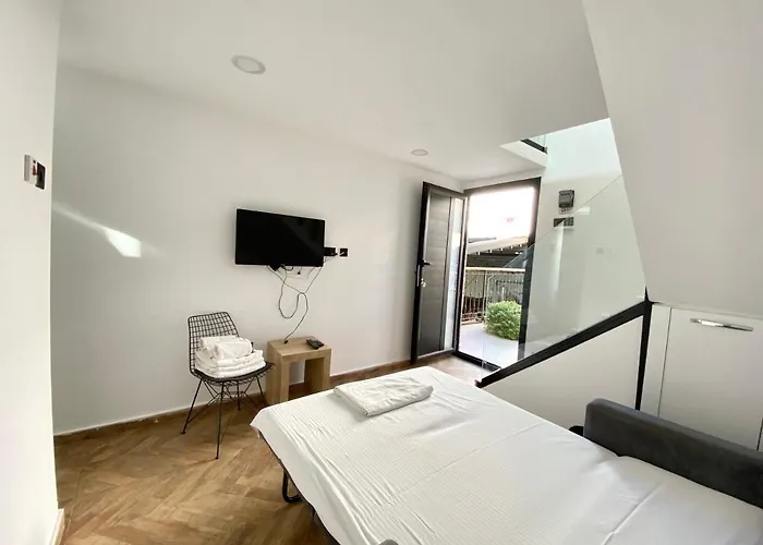 The Port Of Kyrenia ホテル *