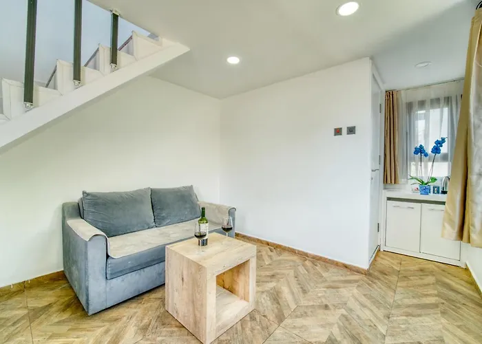 The Port Of Kyrenia ホテル *