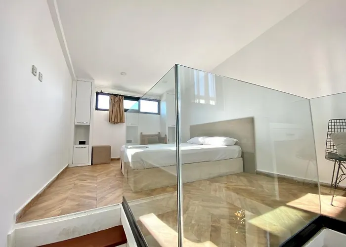 The Port Of Kyrenia * キレニア