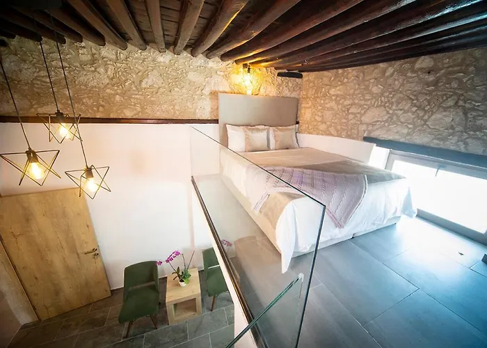 The Port Of Kyrenia ホテル キレニア