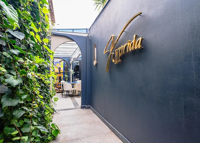 The Port Of Kyrenia キレニア